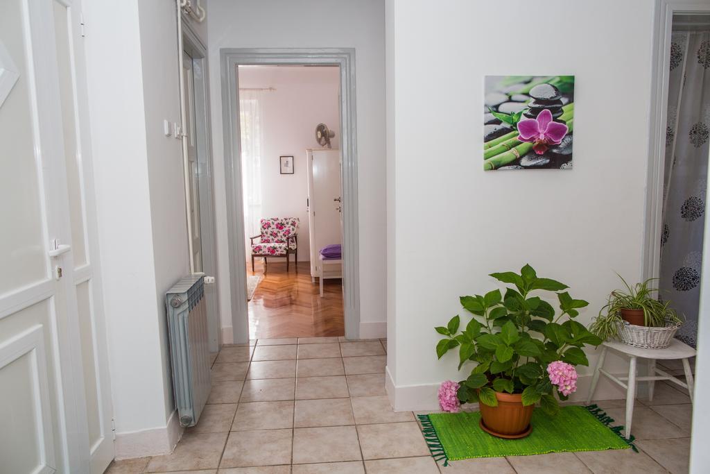 Holiday Home Arboretum Шибеник Экстерьер фото