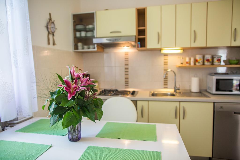 Holiday Home Arboretum Шибеник Экстерьер фото