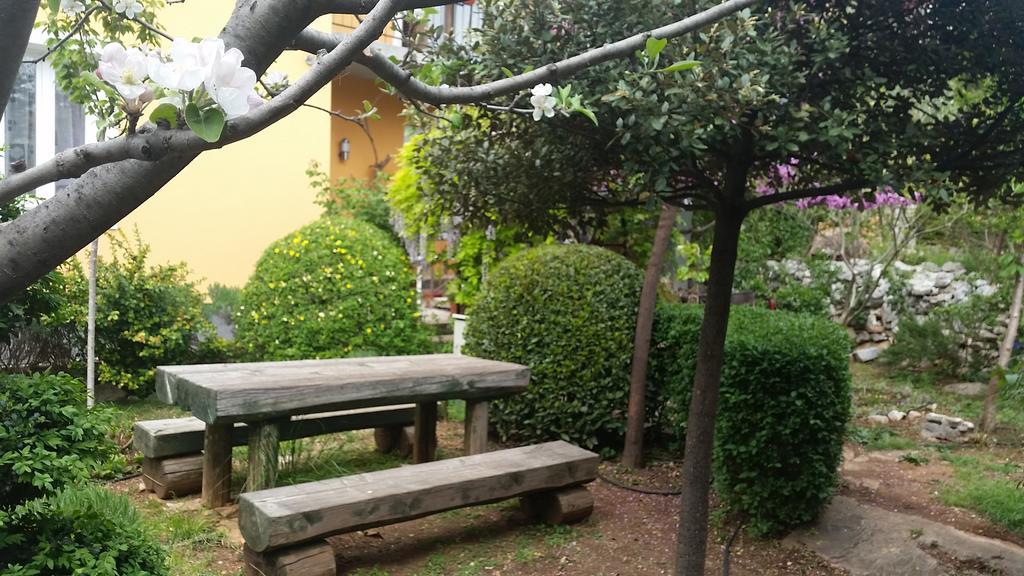 Holiday Home Arboretum Шибеник Экстерьер фото